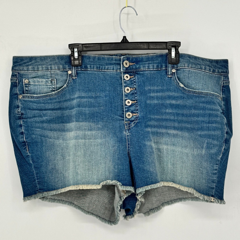 Torrid Cali Love Button Fly Denim Shorts Womens 26 Medium Wash Frayed Hem NEW